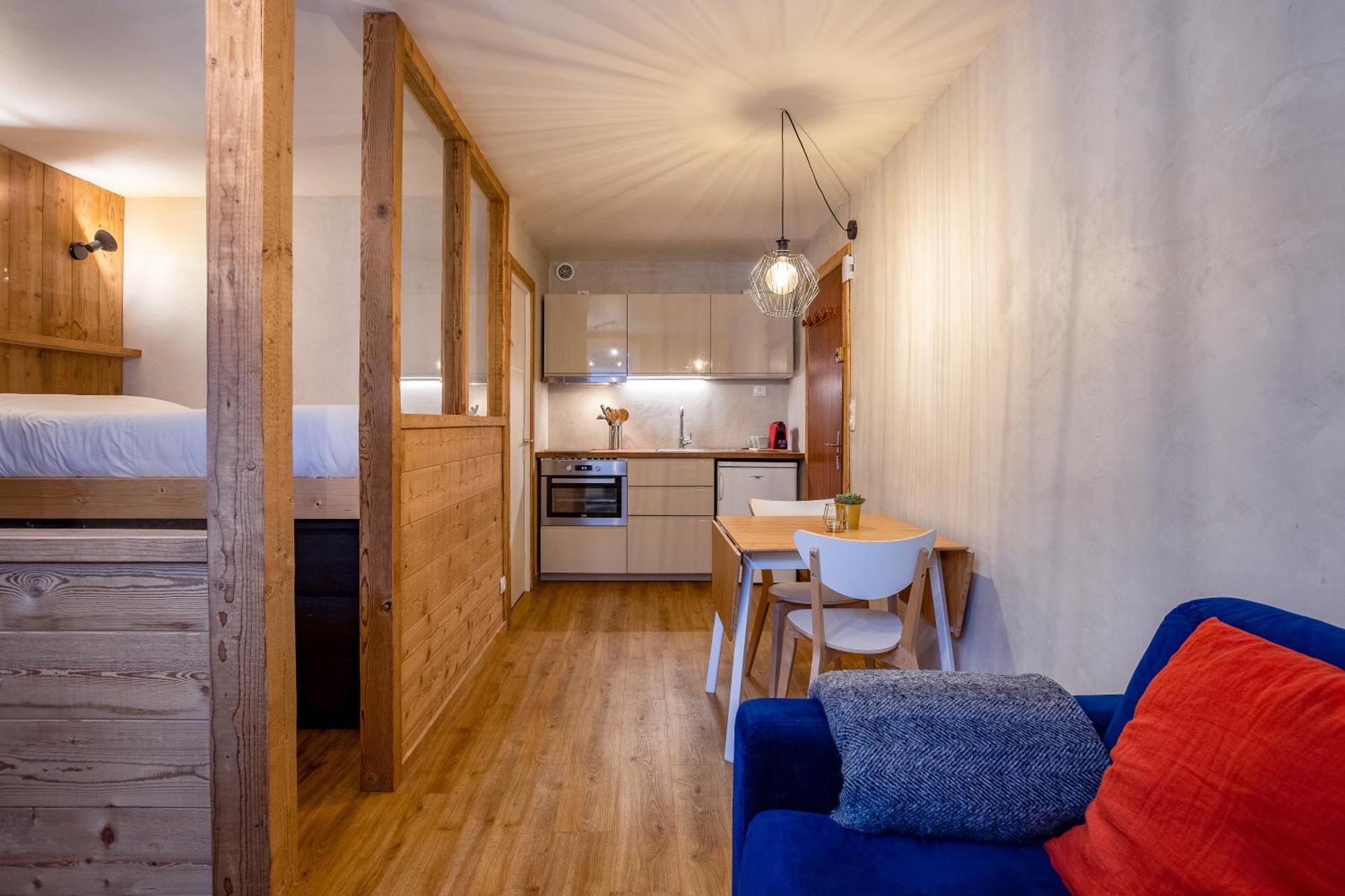 Le Cry - Cosy 2pax - Free Parking - 5mn Center *