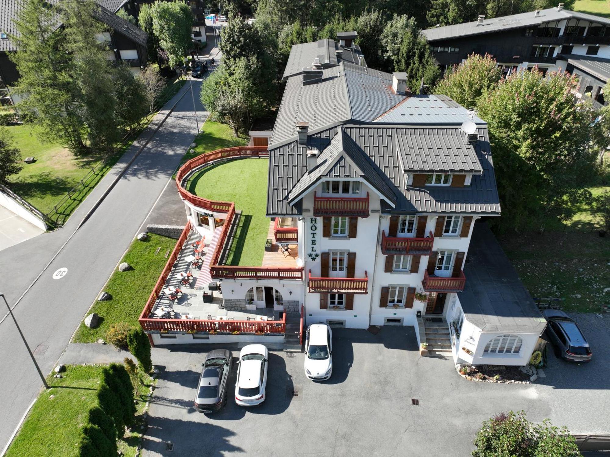 La Sapiniere Hotel