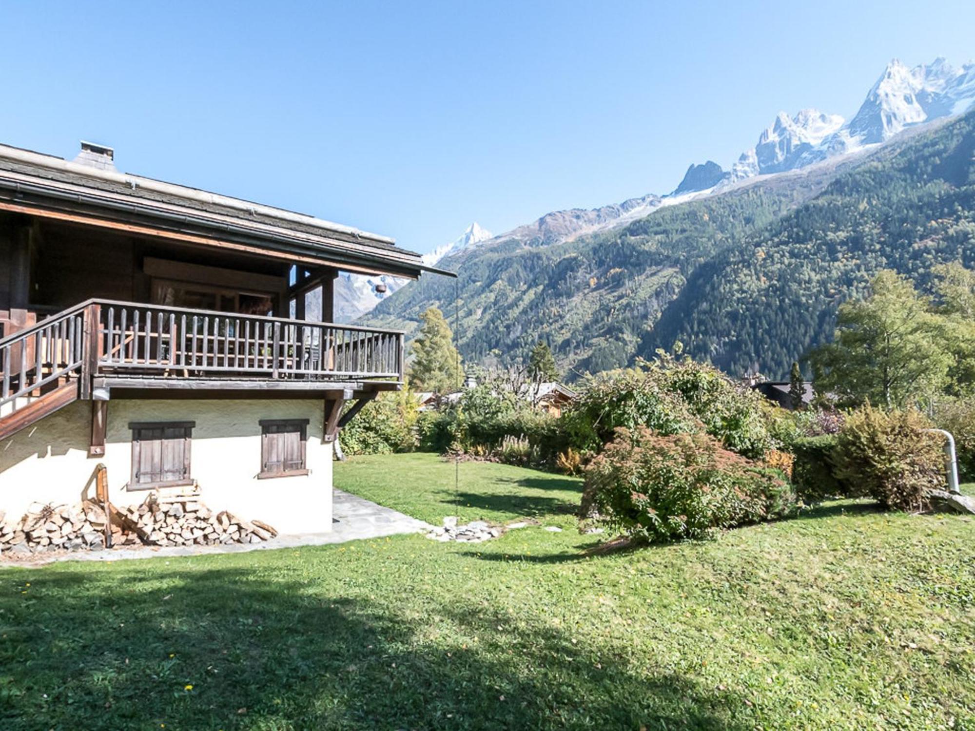 Authentique Pres De Avec Jardin Et Parking - Fr-1-343-182