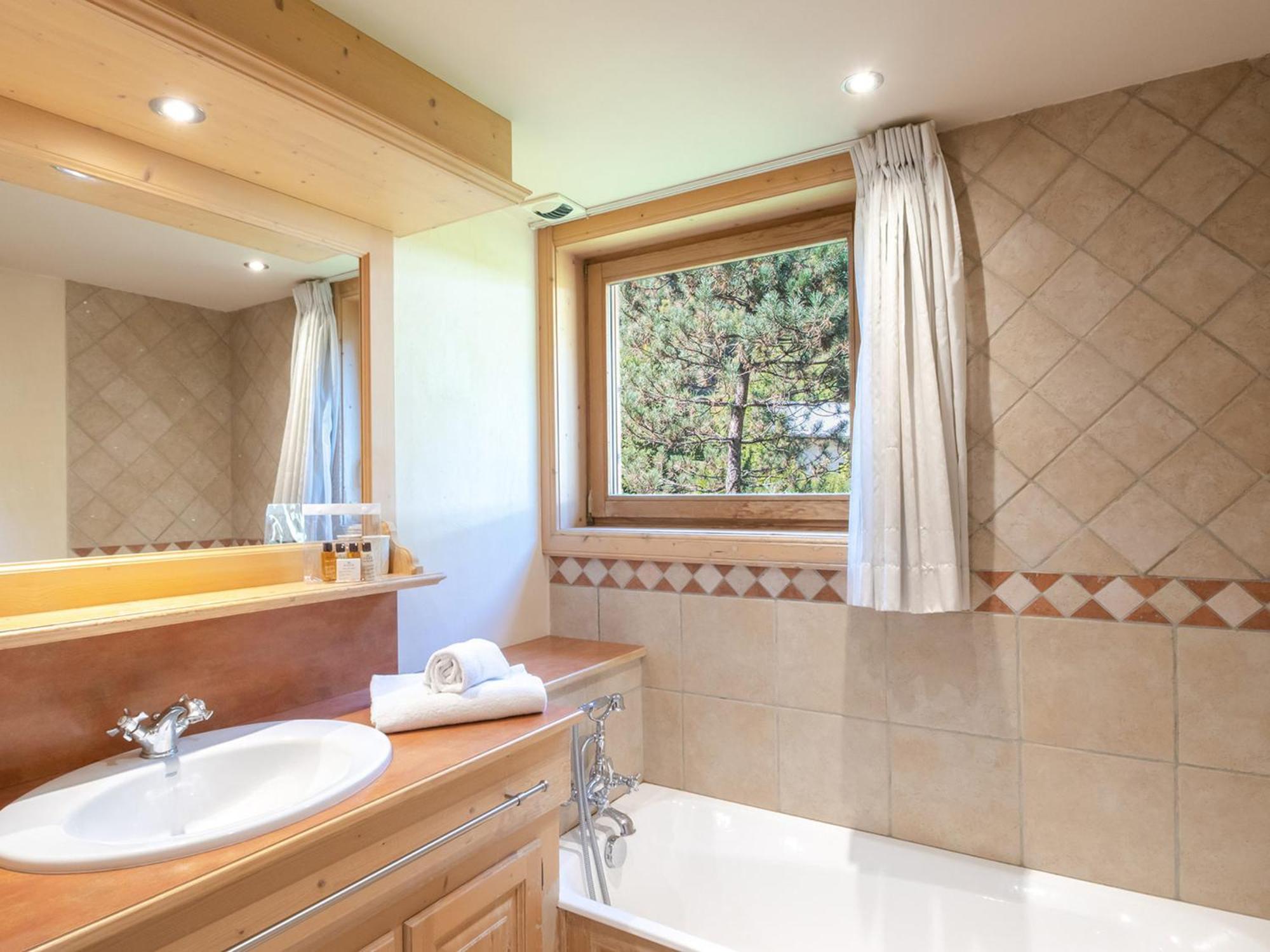 Apartment Duplex Proche Pistes Avec Parking Et Wifi - Fr-1-343-175 Chamonix