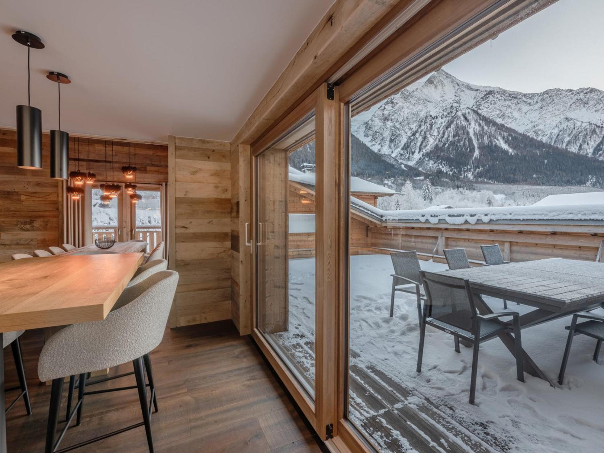 De Luxe Avec Piscine Interieure Et Sauna, Proche - Fr-1-343-261 * Chamonix