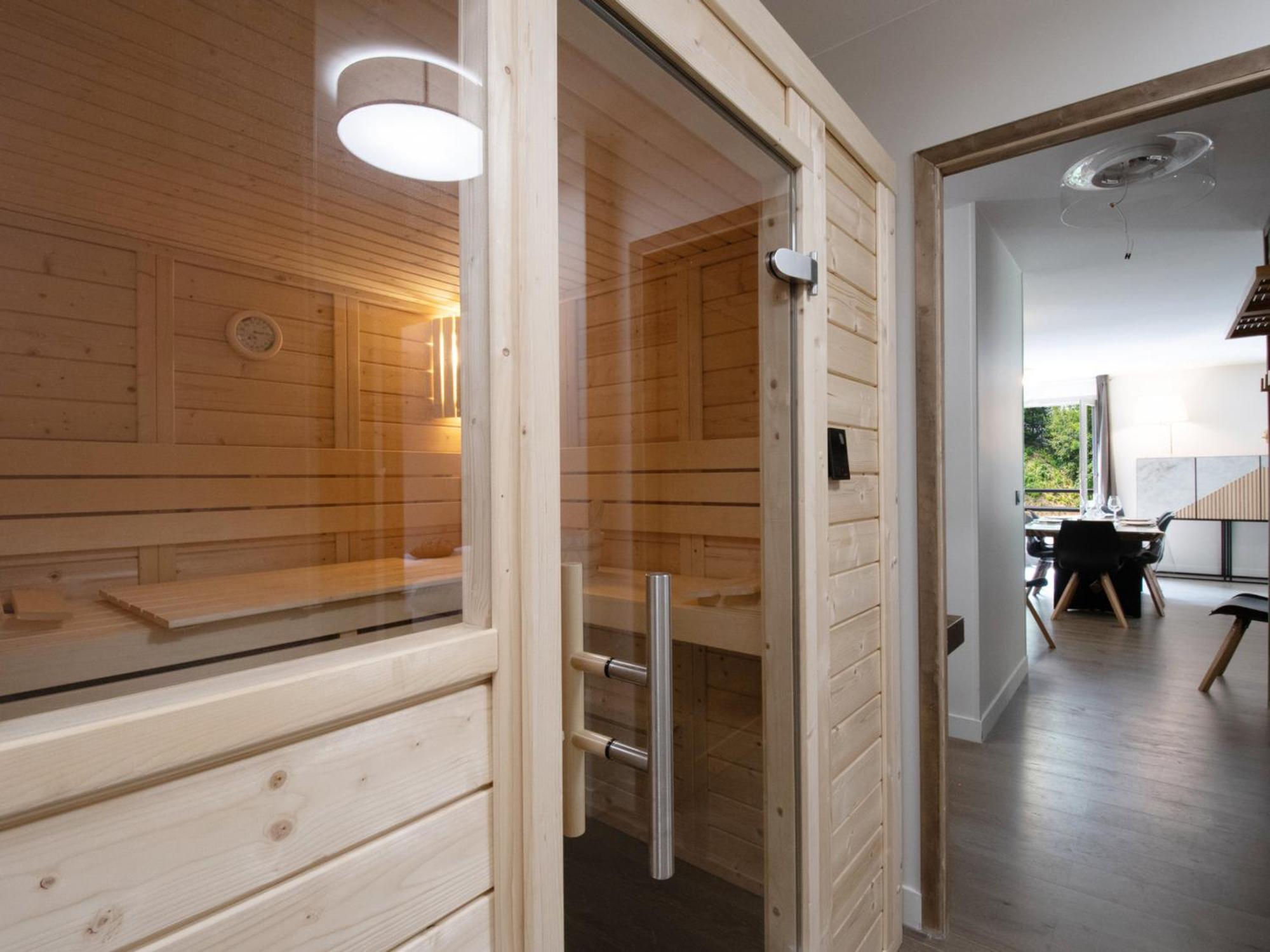 Moderne Avec Sauna, Balcon Et Parking A - Fr-1-343-246 Apartment