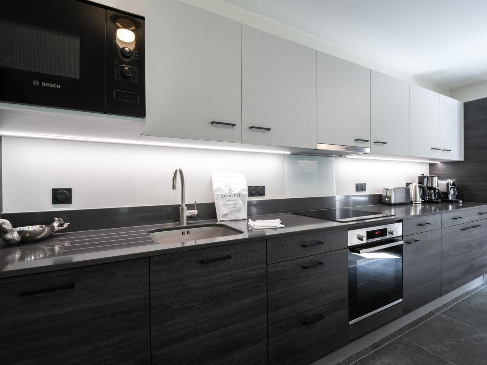 Apartment Moderne Avec Sauna, Balcon Et Parking A - Fr-1-343-246 Chamonix
