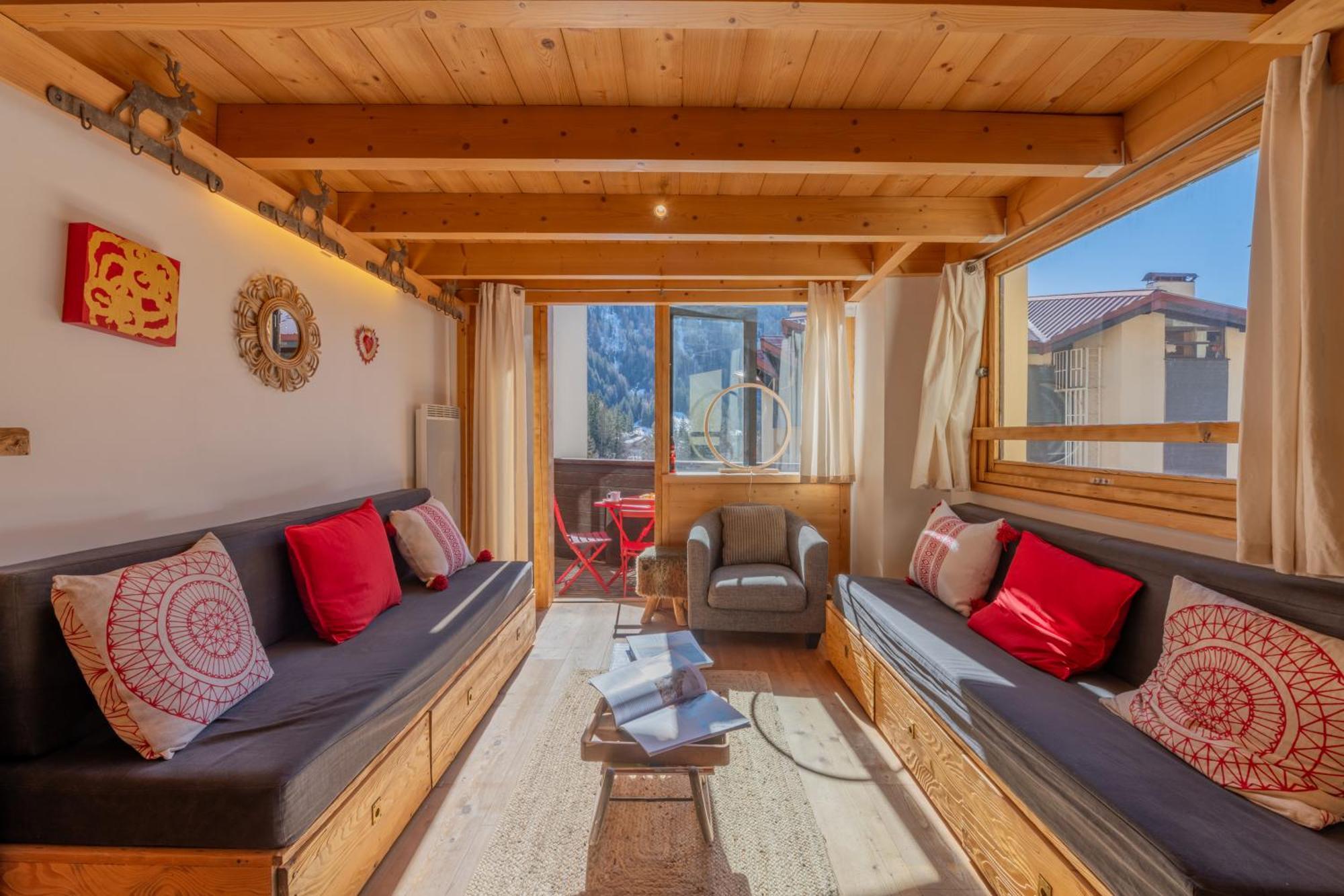 Apartment Grand Roc - Campanules 305 - Happy Chamonix