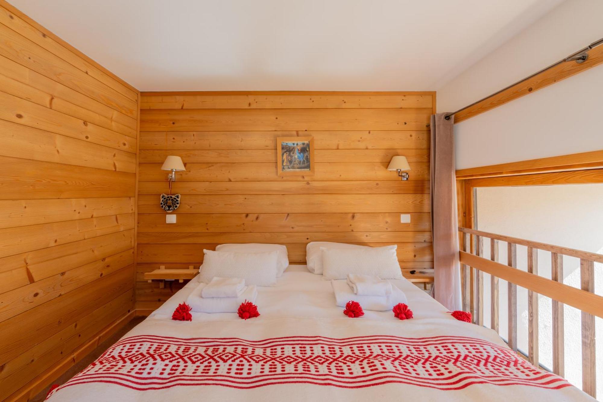 Apartment Grand Roc - Campanules 305 - Happy Chamonix