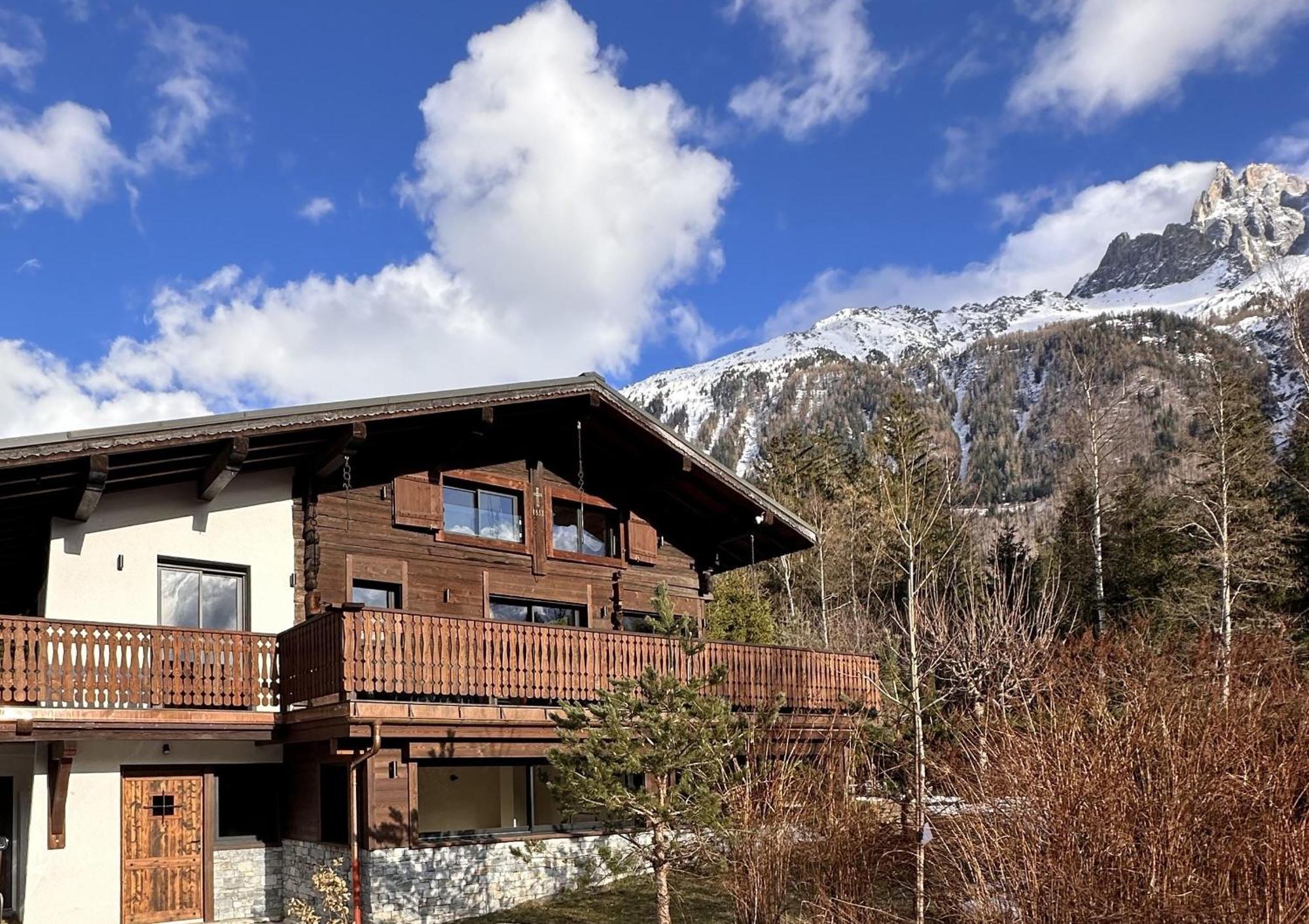Chalet Le 1853 *