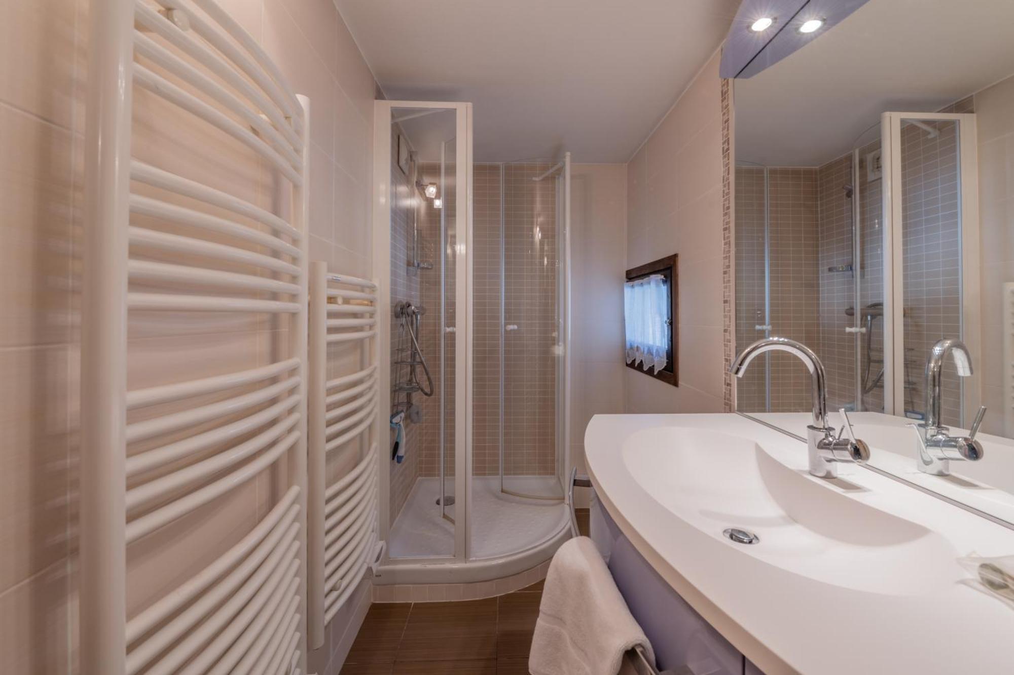 Apartment Grand Roc - Ancolies 215 - Happy Chamonix