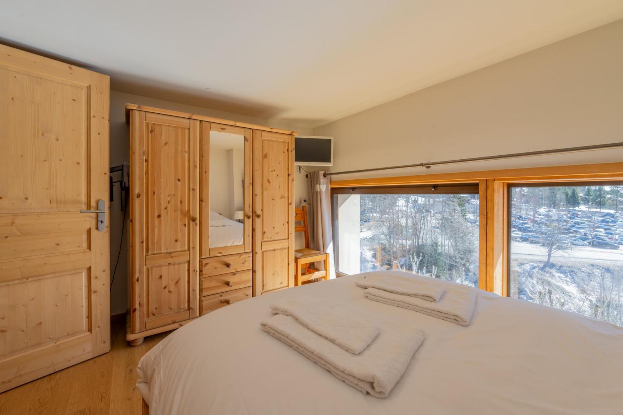Grand Roc - Ancolies 215 - Happy Chamonix