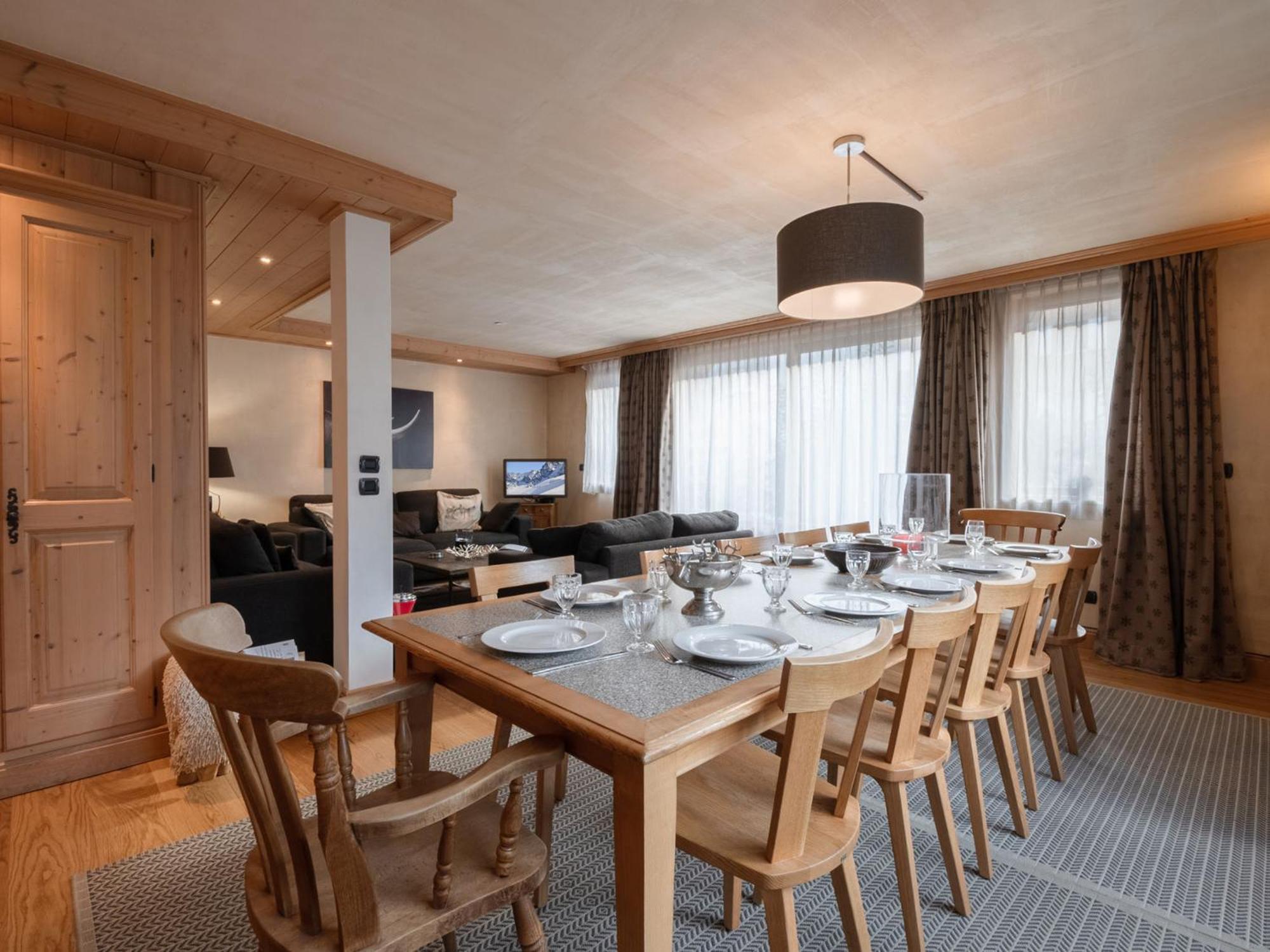 Superbe Duplex De 144m² 10 Pers. - Proche Pistes & Centre, Terrasse, Parking, Wifi - Fr-1-343-223 Chamonix