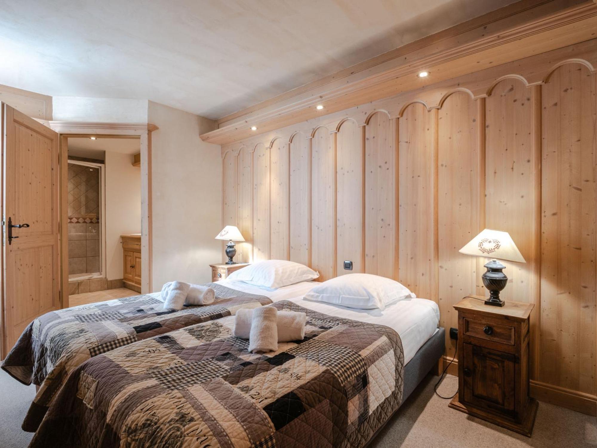 Apartment Superbe Duplex De 144m² 10 Pers. - Proche Pistes & Centre, Terrasse, Parking, Wifi - Fr-1-343-223