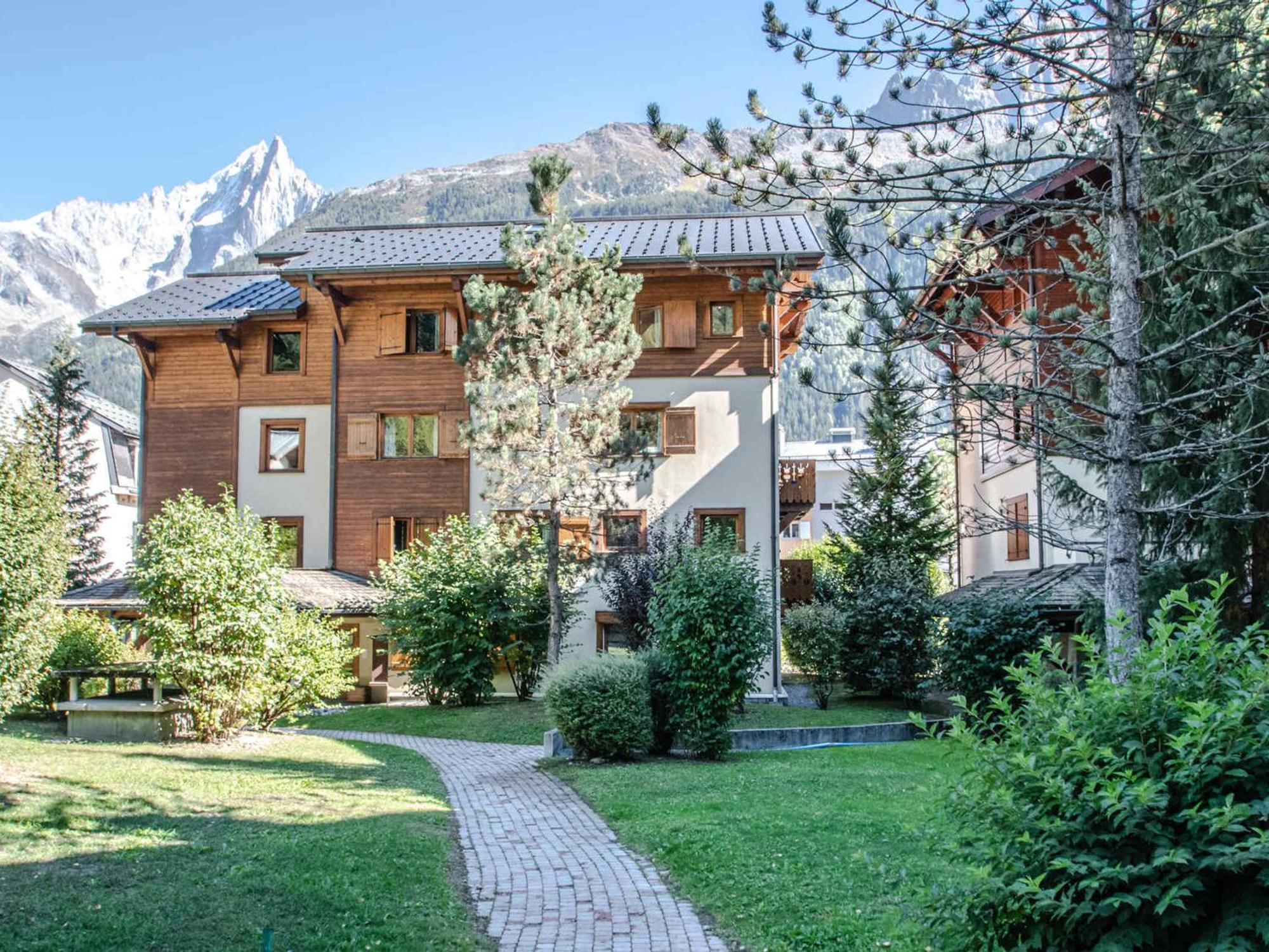 Superbe Duplex De 144m² 10 Pers. - Proche Pistes & Centre, Terrasse, Parking, Wifi - Fr-1-343-223 Chamonix