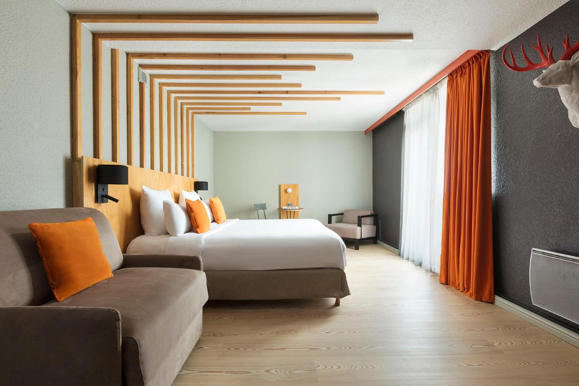 Les Aiglons Hotel