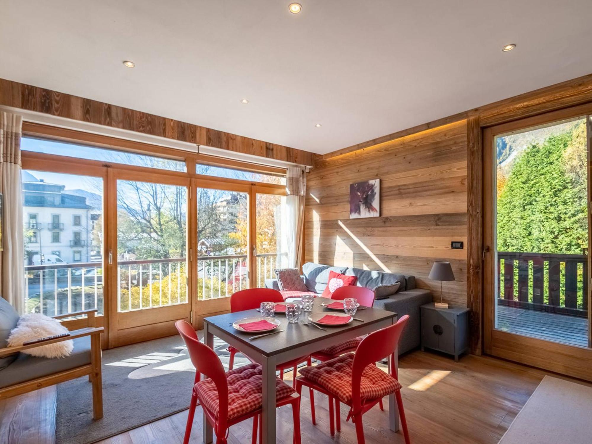 Chaleureux 4 Pers Avec Terrasse Et Wifi, Centre - Fr-1-343-222 Apartment