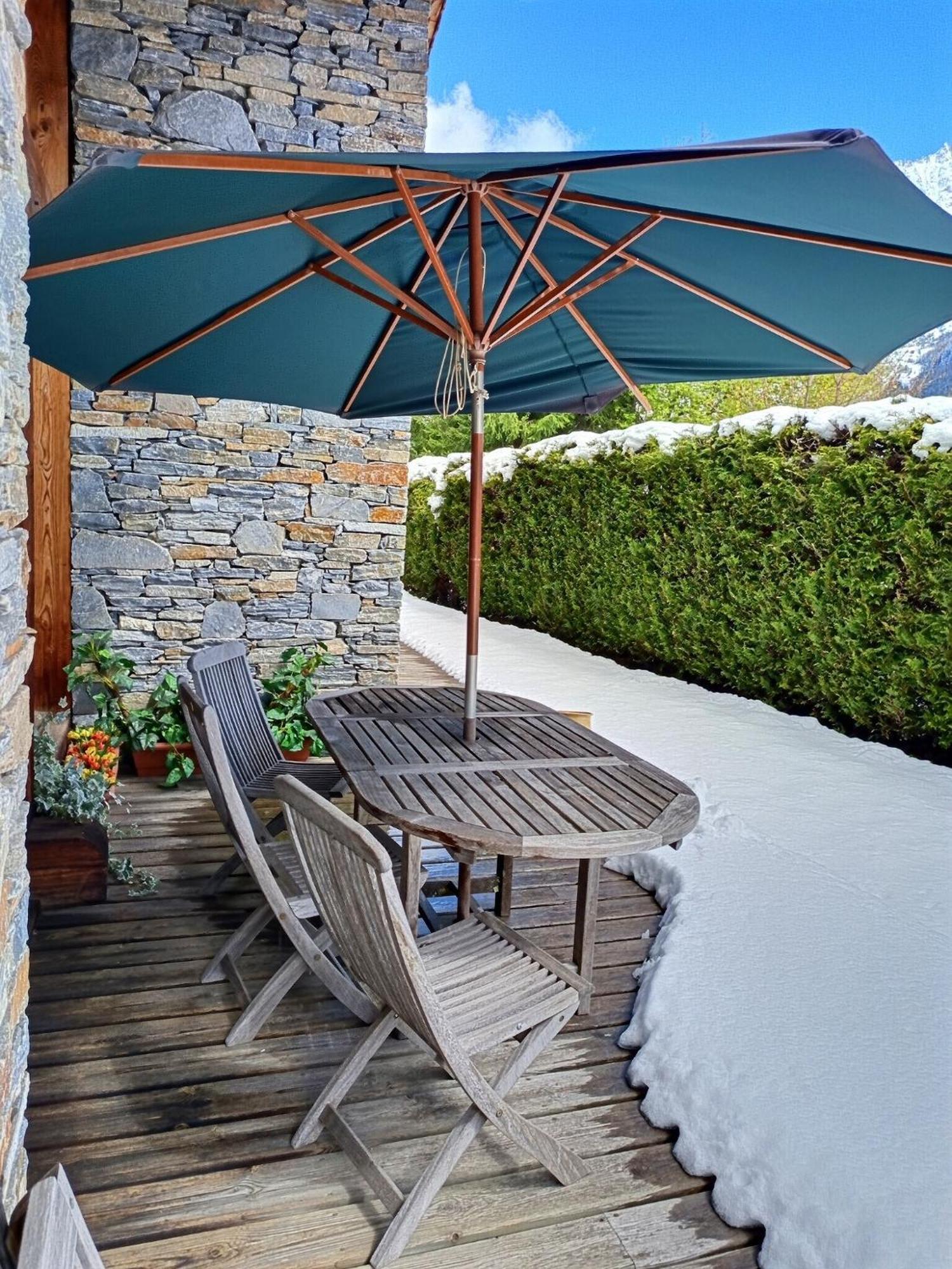 Spacieux A Pour 9 - Vue Panoramique Mont-blanc, Jacuzzi, Jardin & Parking * Chamonix