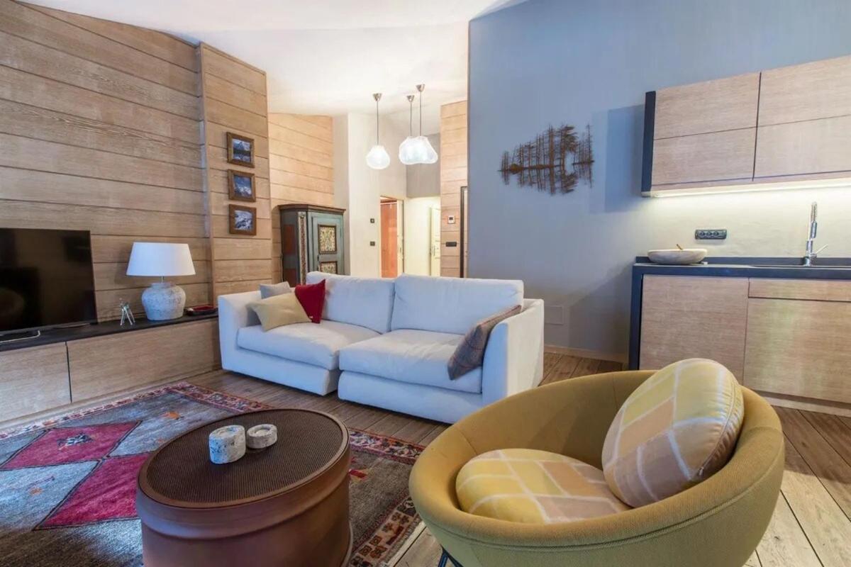 Elegant 3 Bedroom Apartment, * Chamonix