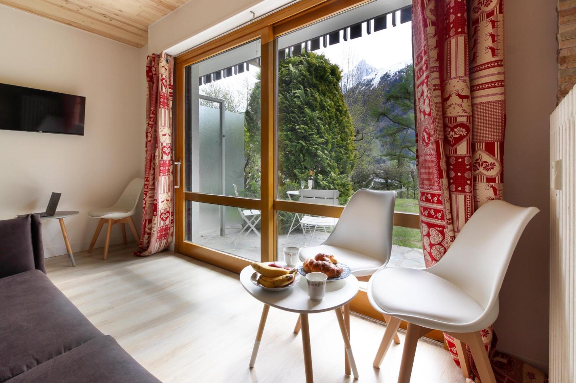 Du Brevent - Village * Chamonix