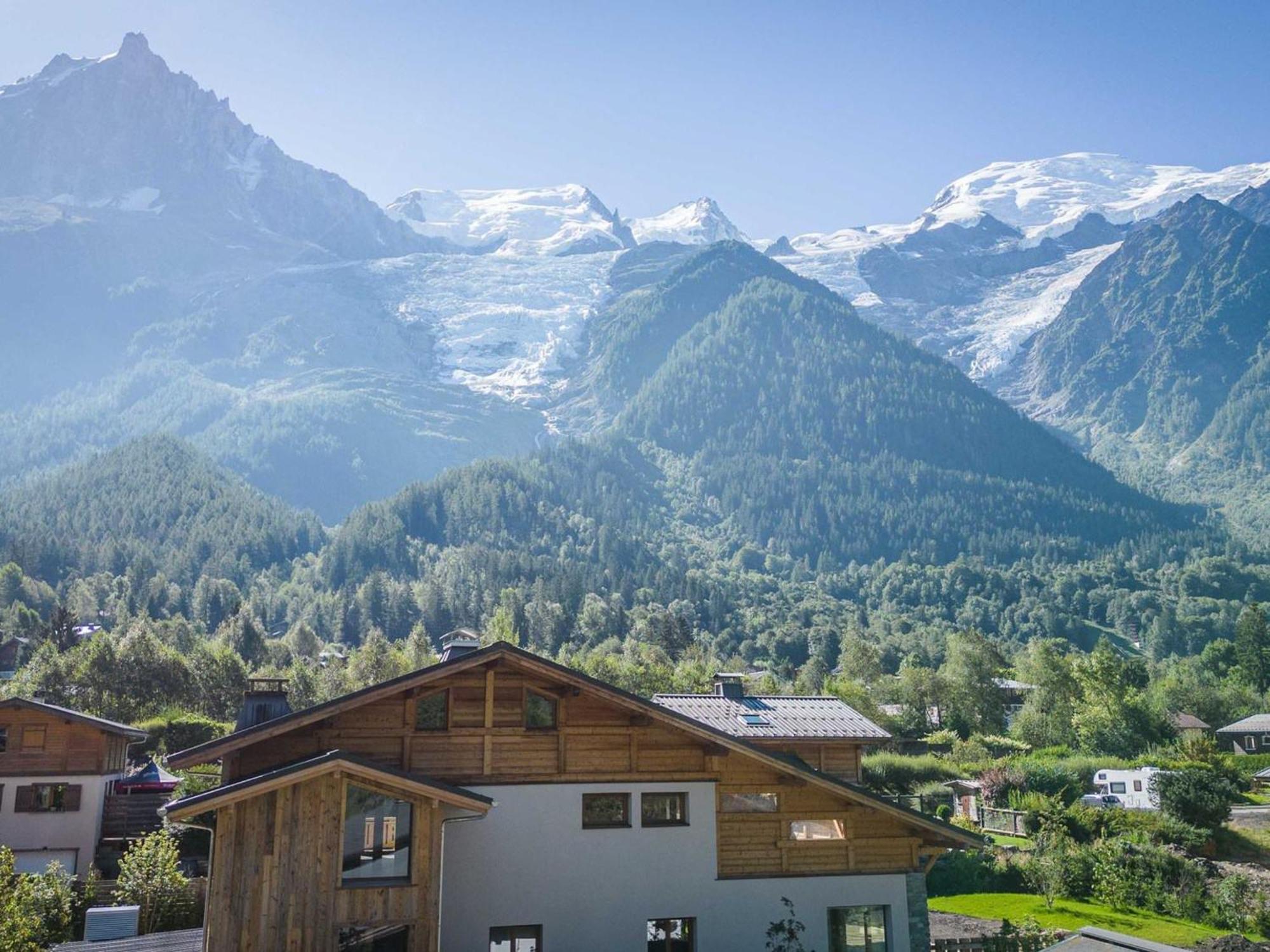 Chalet De Luxe Avec Piscine Interieure Et Sauna, Proche - Fr-1-343-261 Chamonix