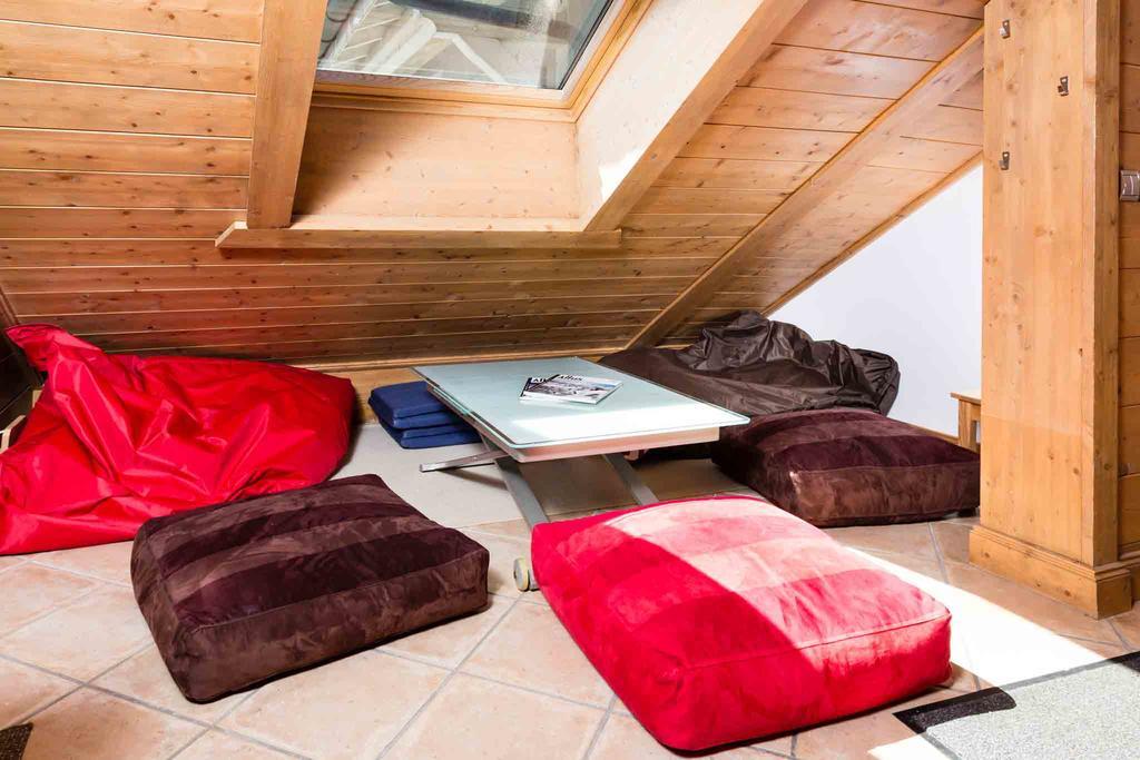 Vallet - Year Chamonix