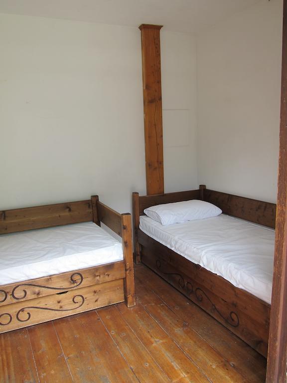 Le Vagabond Hostel *
