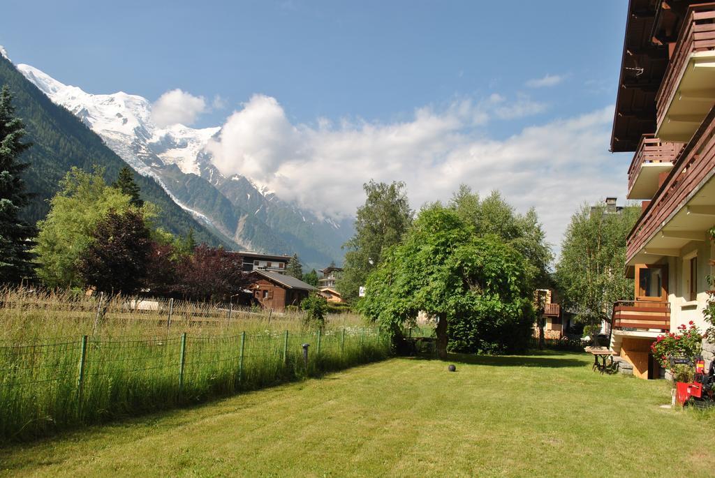 Hostel Fleur Des Neiges
