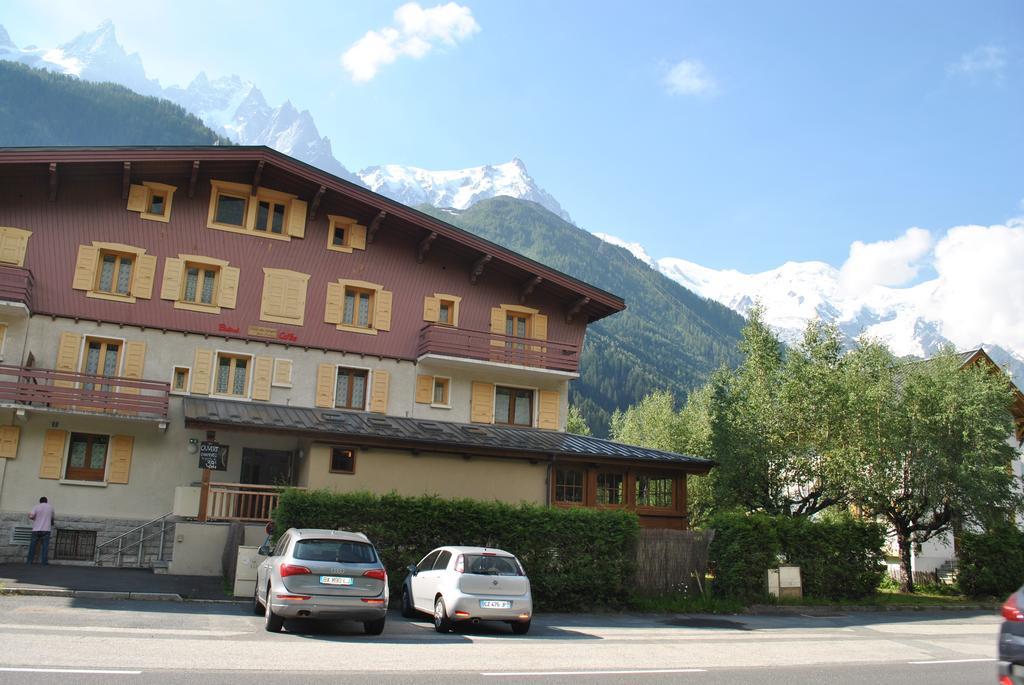 Hostel Fleur Des Neiges