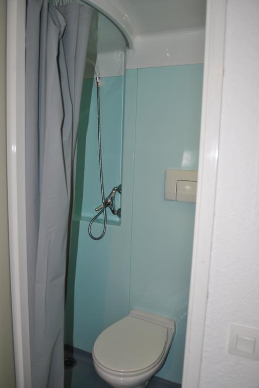Hostel Fleur Des Neiges