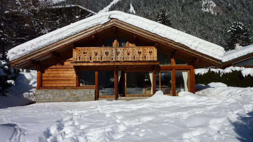 Chalet June *