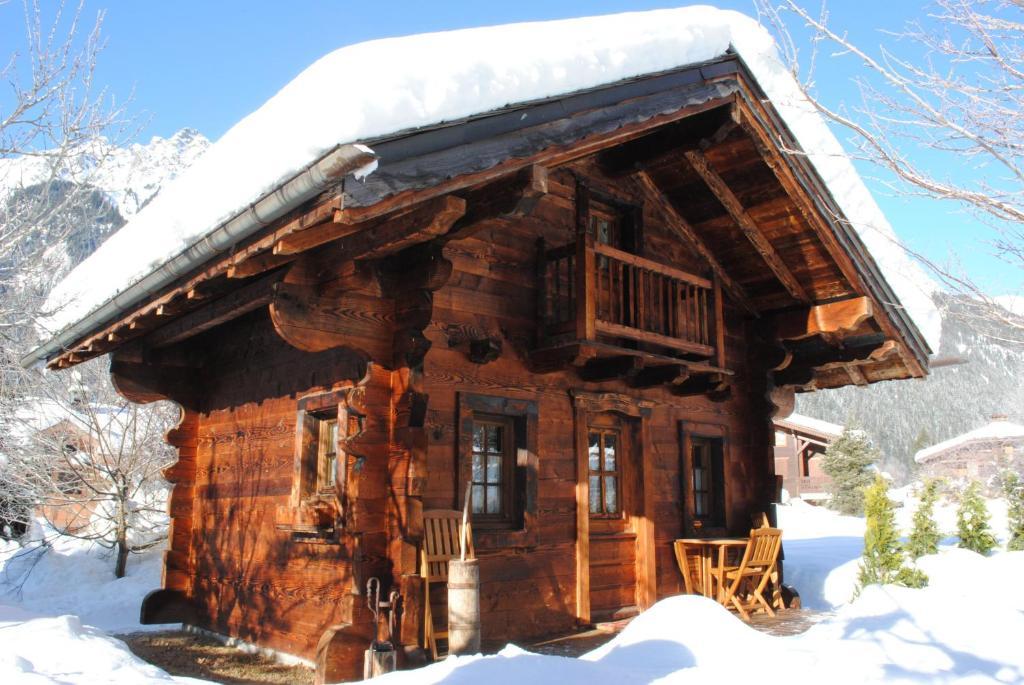 Chalet Chalet Sepia *