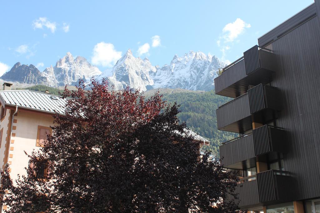 Mummery 1 - Walk To Piste Apartment