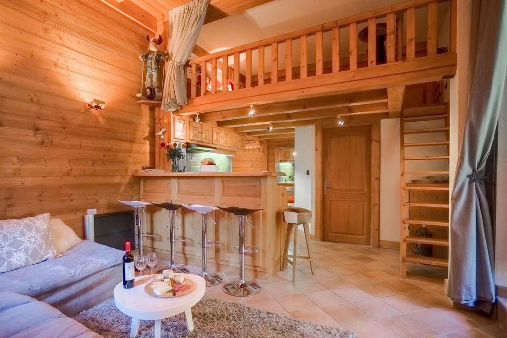 Lou Lou - Year Appartement *