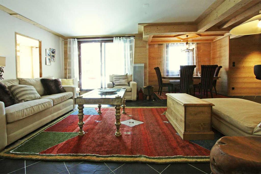 Le Paradis 22 - Year Apartment