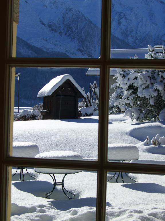 Chalet Hotel La Savoyarde Hotel