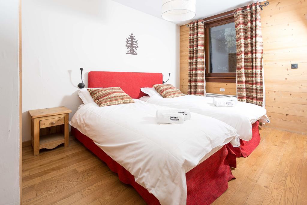 Le Paradis 18 & 18b Appts - Year Chamonix