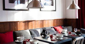 Hotel Chaumiere 2*
