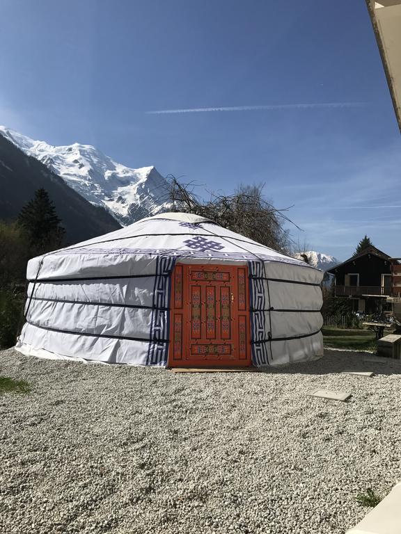 Fleur Des Neiges Hostel *