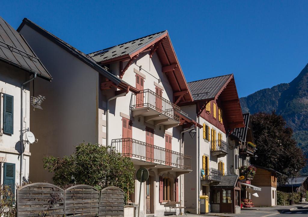 Aux Praz