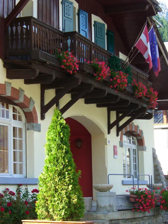Chalet Hotel La Savoyarde