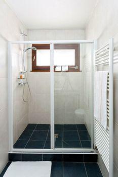 Apartment President - Alpes Travel - Central Chamonix - Sleeps 12 Chamonix