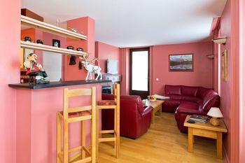 Apartment President - Alpes Travel - Central Chamonix - Sleeps 12 * Chamonix