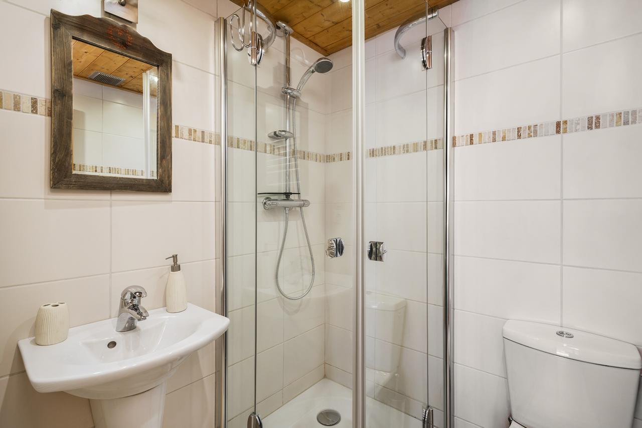 Apartment Chamouny - Alpes Travel - - Sleeps 8