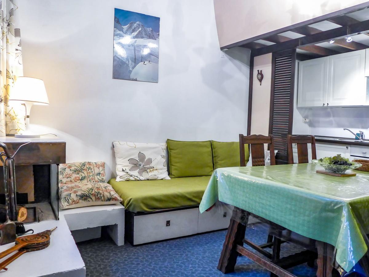 Apartment Grand Roc.1 *