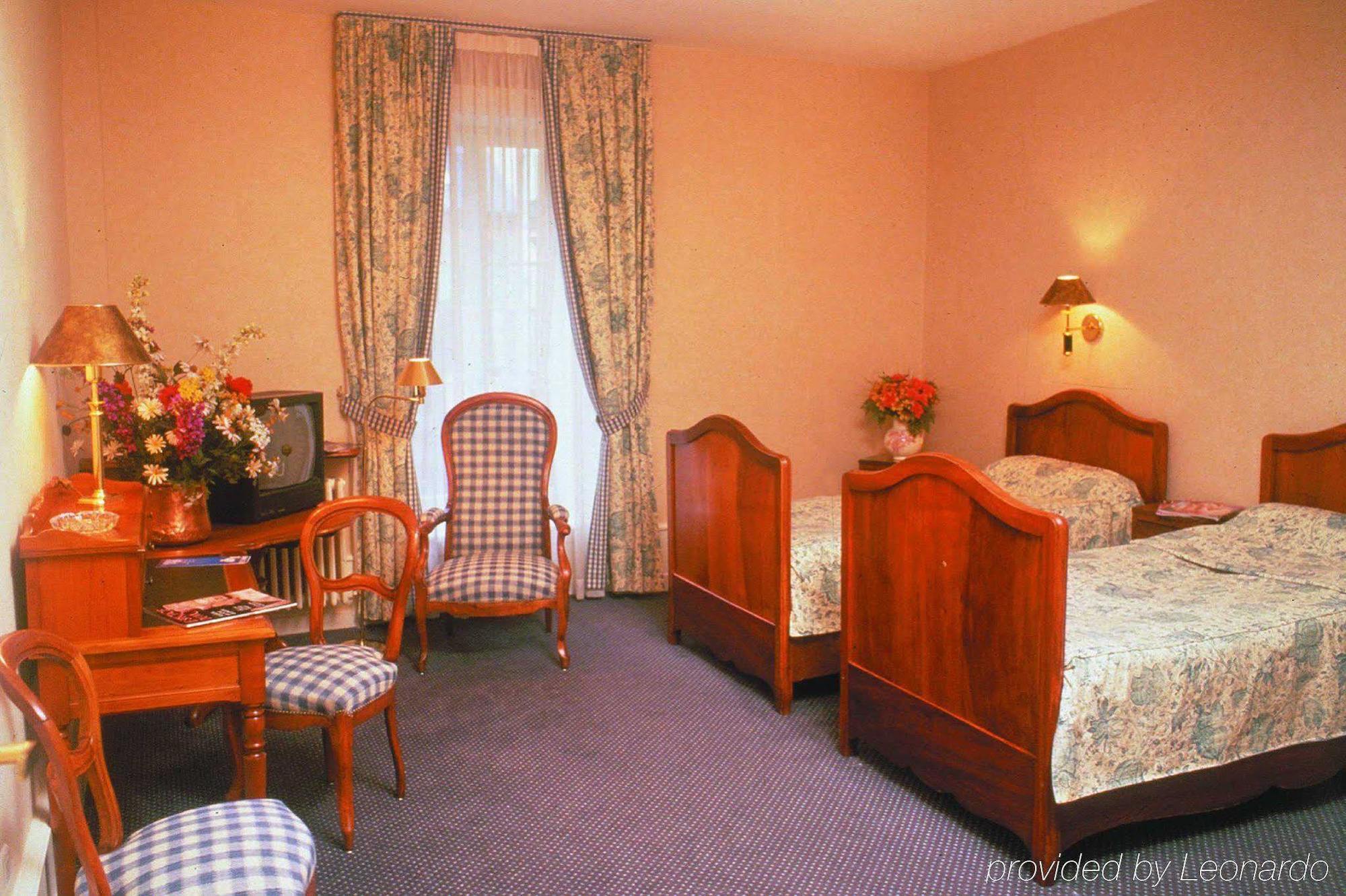 Hotel La Croix Blanche 2*