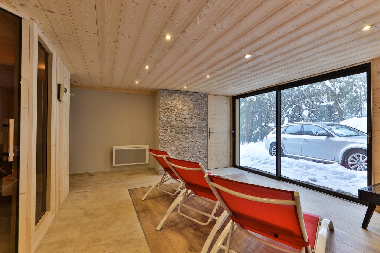 Chalet Isabelle Mountain 5 Star 5 Bedroom En Sauna Jacuzzi