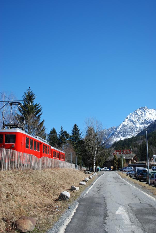 Peace And Love Chamonix