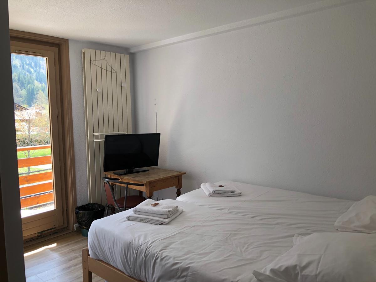 Fleur Des Neiges Hostel *
