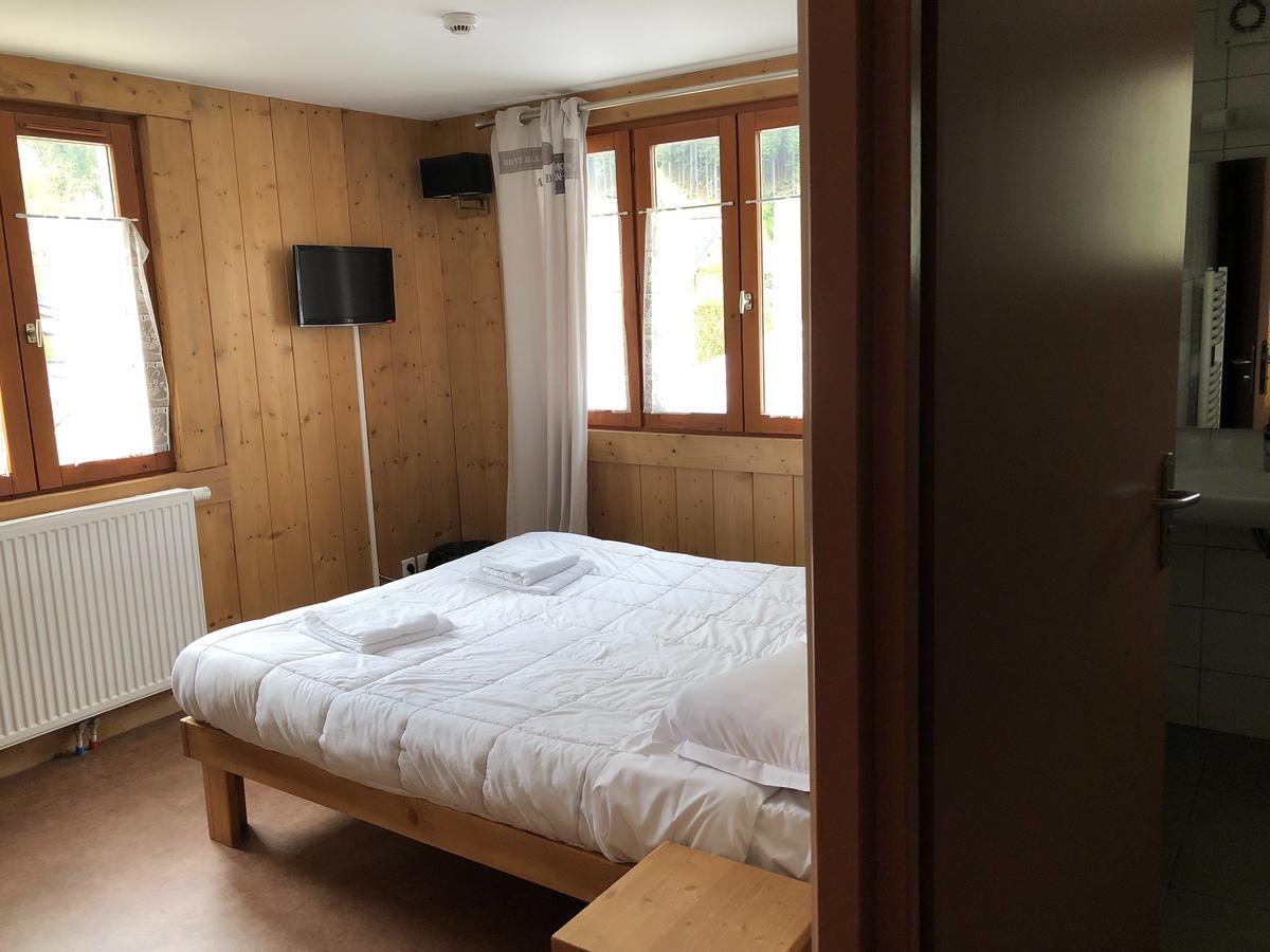 Hostel Fleur Des Neiges