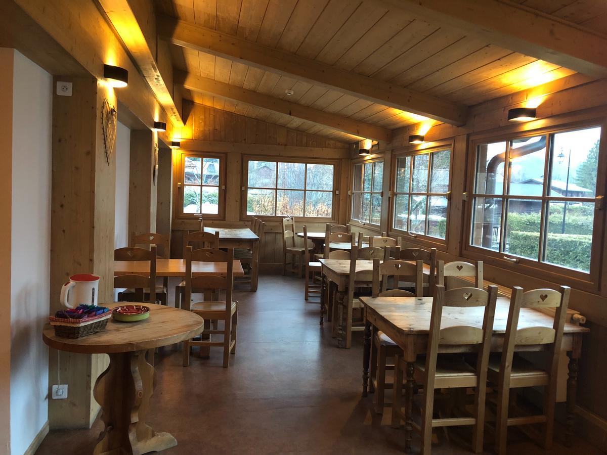 Fleur Des Neiges Hostel Chamonix