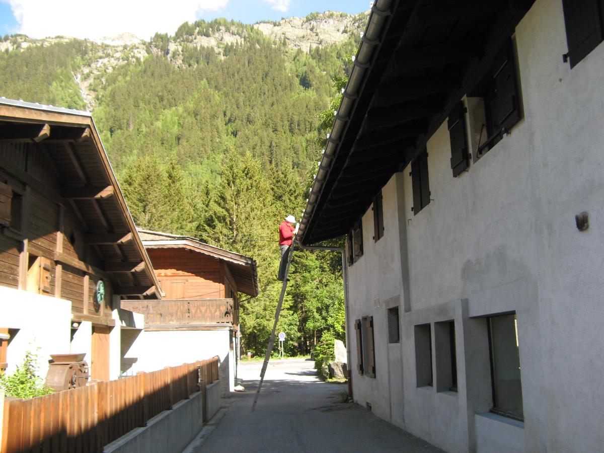 Nouveau Grassonnet Hostel *