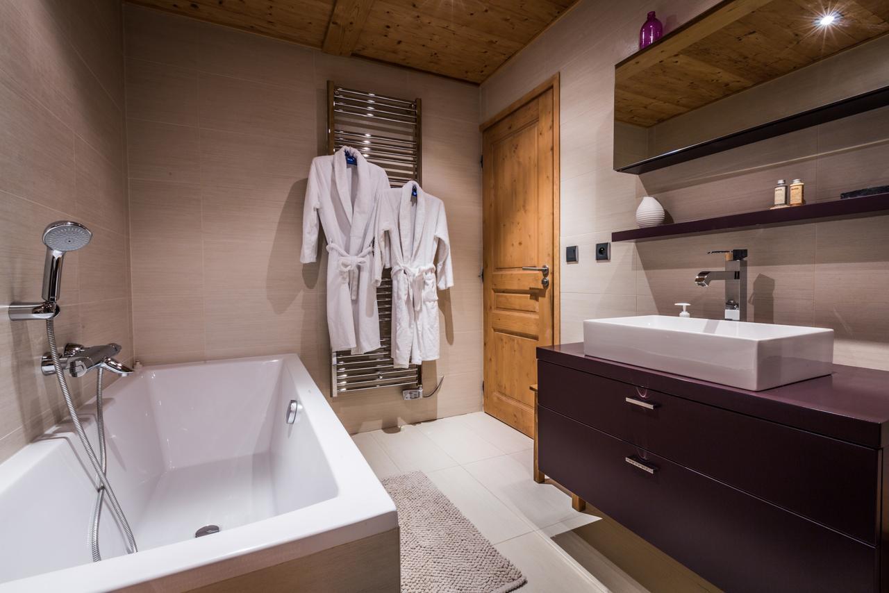 Au Bon Coin - Luxury Hidden Haven, Mont Blanc View, Hot Tub And Garden Apartment *