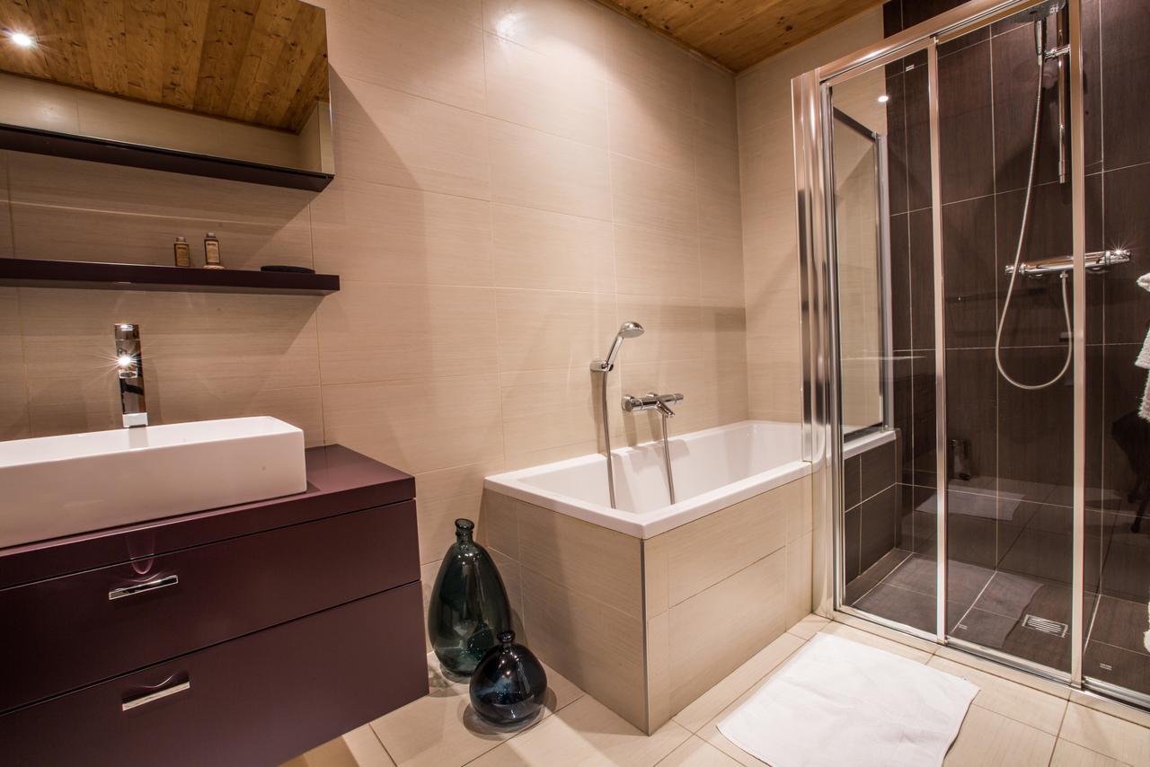 Au Bon Coin - Luxury Hidden Haven, Mont Blanc View, Hot Tub And Garden